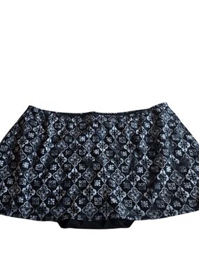 Coco Reef Black & White Floral Tile Swim Skirt